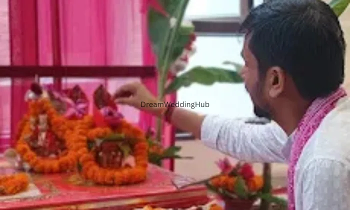 Pandit Lalit Shastri Guwahati